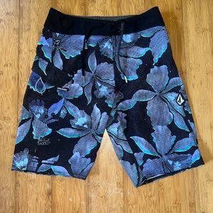 VOLCOM TRUNKS